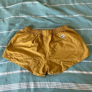 Mollusk Tomboy Trunk size Small in Mustard